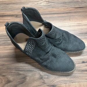 ‎Report boots 8